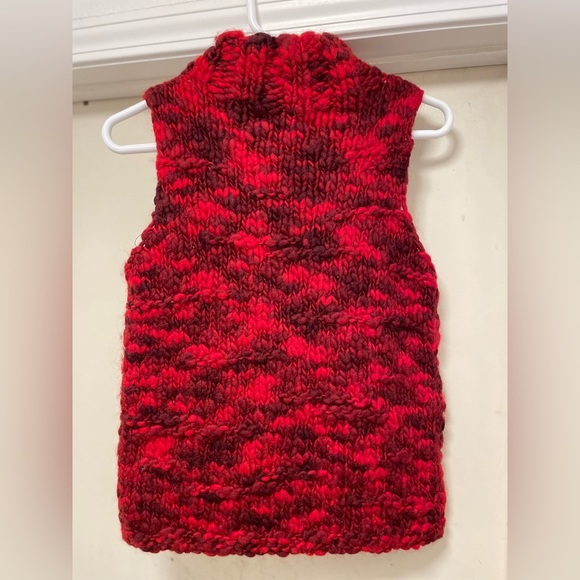Classiques Entier Jackets & Blazers - Classiques Entier 100% Wool Knitted Vest Size Small Thick Beautiful ❤️🖤NWOT